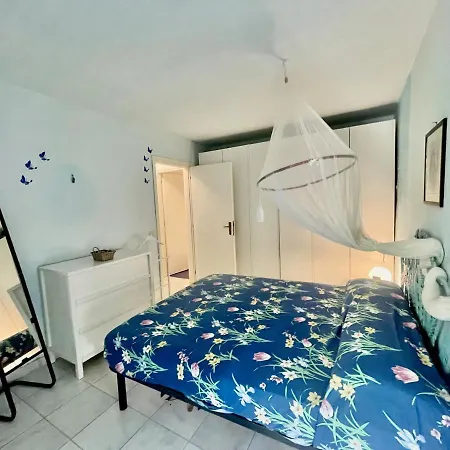 Apartment Orsa Maggiore Sea View